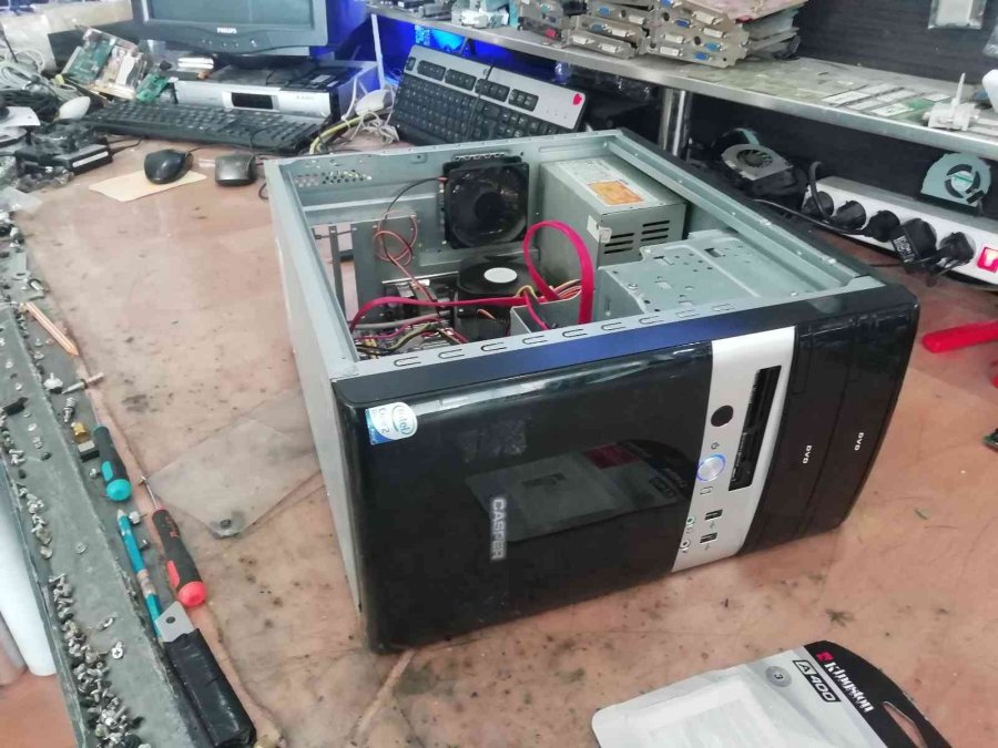 Bilgisayarcılar İkinci El Cihaz Alınmasını Önermiyor