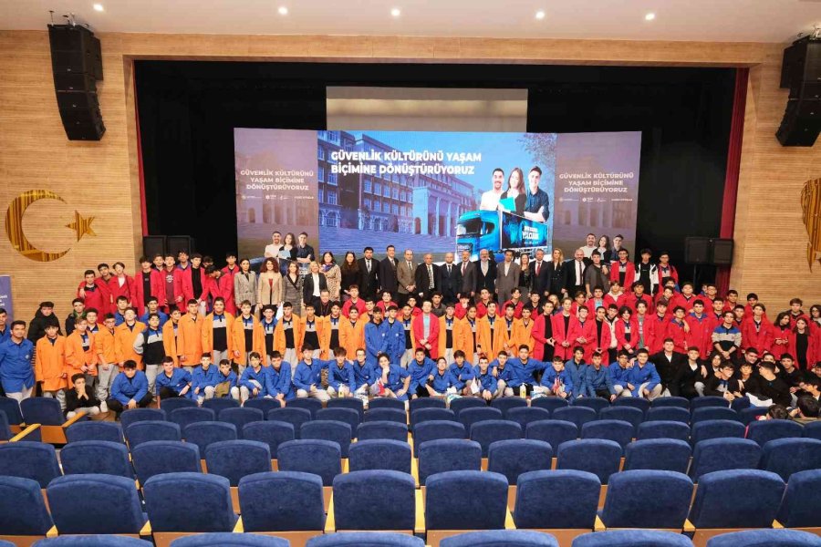 “güvenlik Kültürünü Yaşam Biçimine Dönüştürüyoruz” Projesi Özel Eosb Meslek Lisesi’nde Tanıtıldı