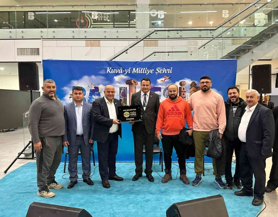 Kaş Belediyesi, Yağlı Güreş Birliğine Üye Oldu