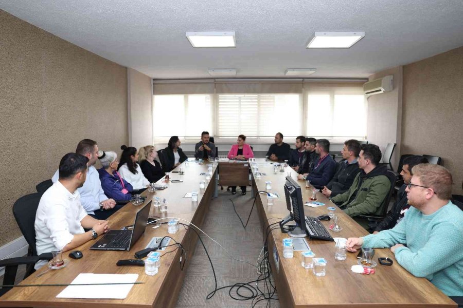 Büyükşehir’den "iletişim" Eğitimi