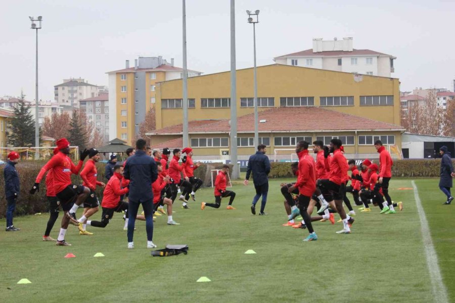 Çağdaş Atan: “kamp Döneminde Fiziksel Anlamda İstediğimiz Verimi Aldık”