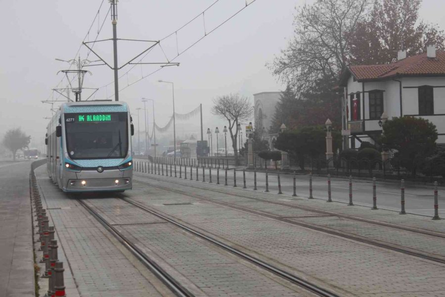 Konya’da Sis Etkili Oldu, Uçak Seferleri İptal Edildi