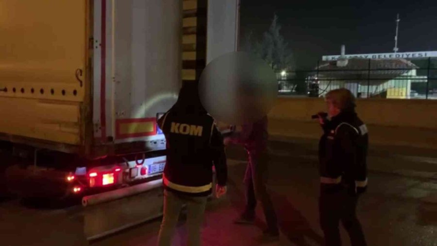 Konya’da 6 Milyon 720 Bin Lira Değerinde Kaçak Sigara Ele Geçirildi