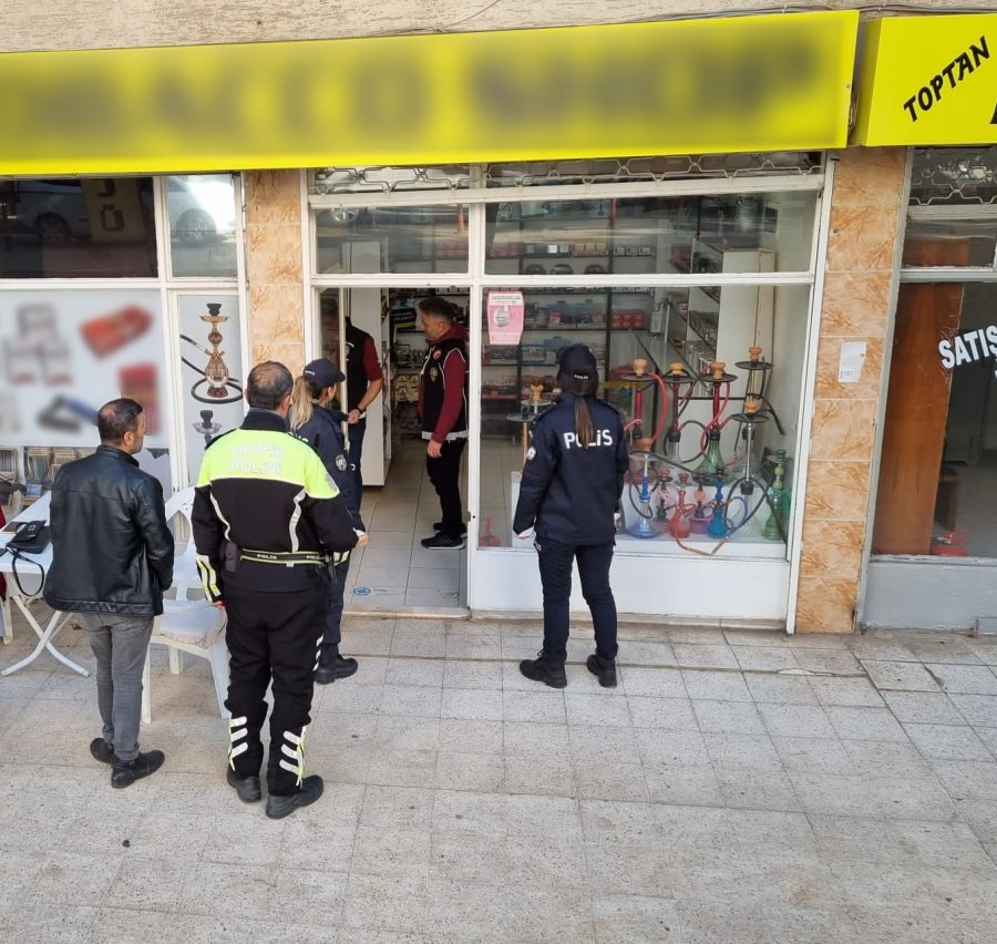 Antalya’da Okul Çevreleri Ve Servis Araçları Denetlendi