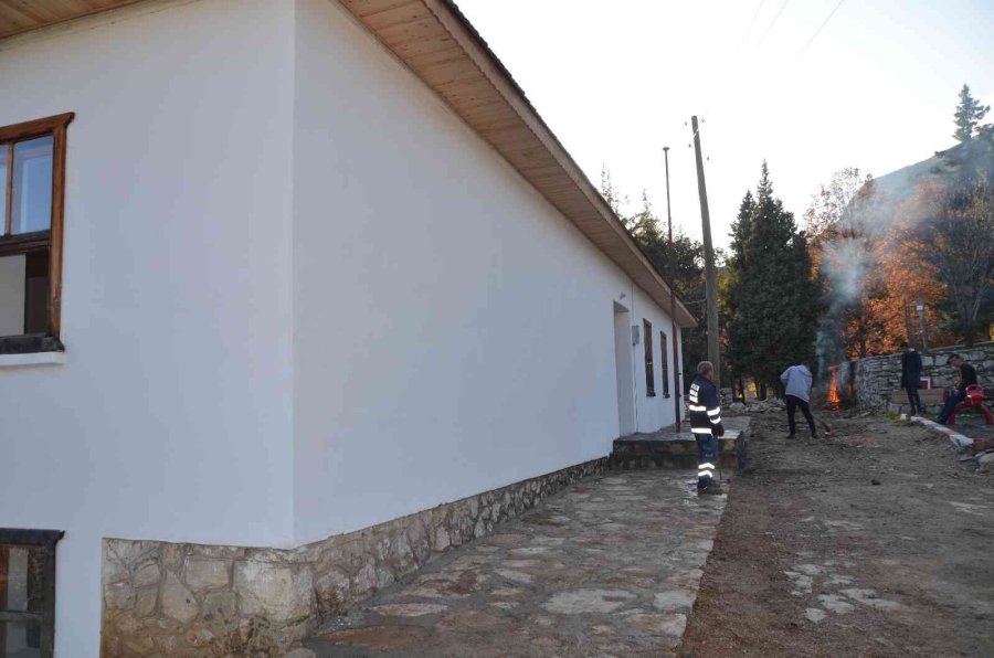 94 Yıllık İlkokul Restore Edildi