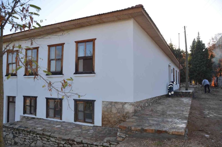 94 Yıllık İlkokul Restore Edildi