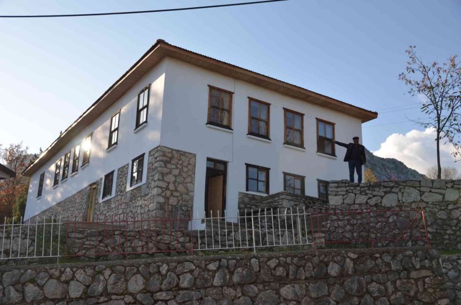 94 Yıllık İlkokul Restore Edildi