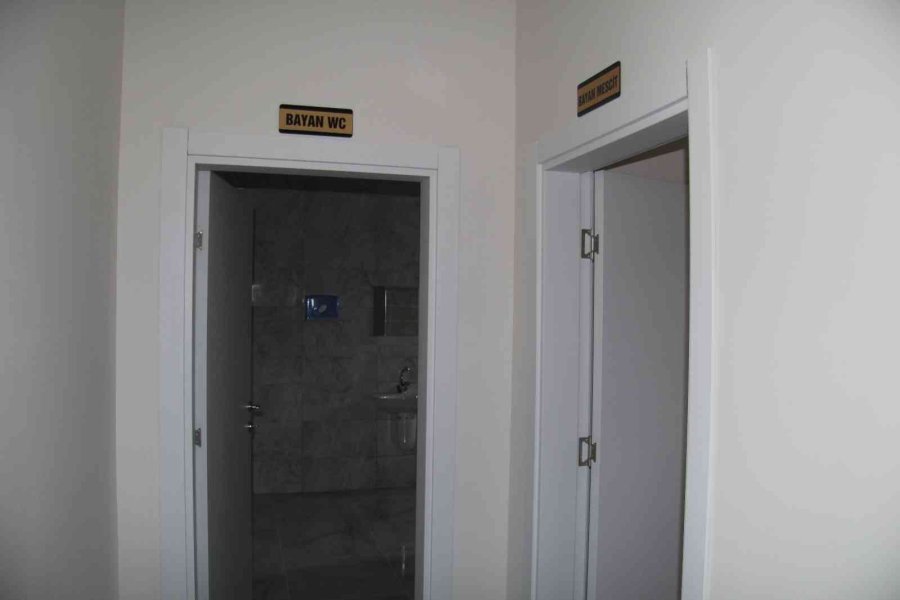 Başkan Altun Ve Kaymakam Gülen, Bünyan Mini Terminali’nde İncelemelerde Bulundu