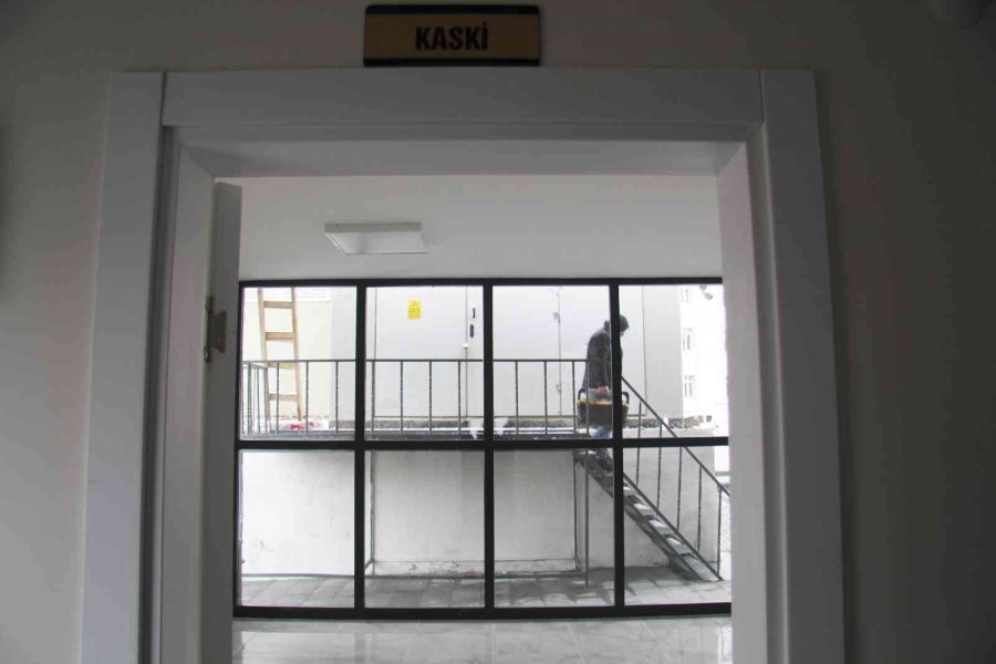 Başkan Altun Ve Kaymakam Gülen, Bünyan Mini Terminali’nde İncelemelerde Bulundu