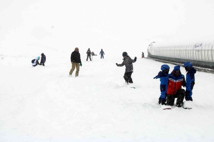 Erciyes’te Sezon Heyecanı