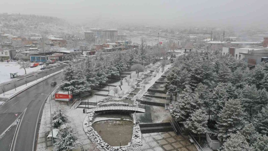 Hacılar Beyaza Büründü