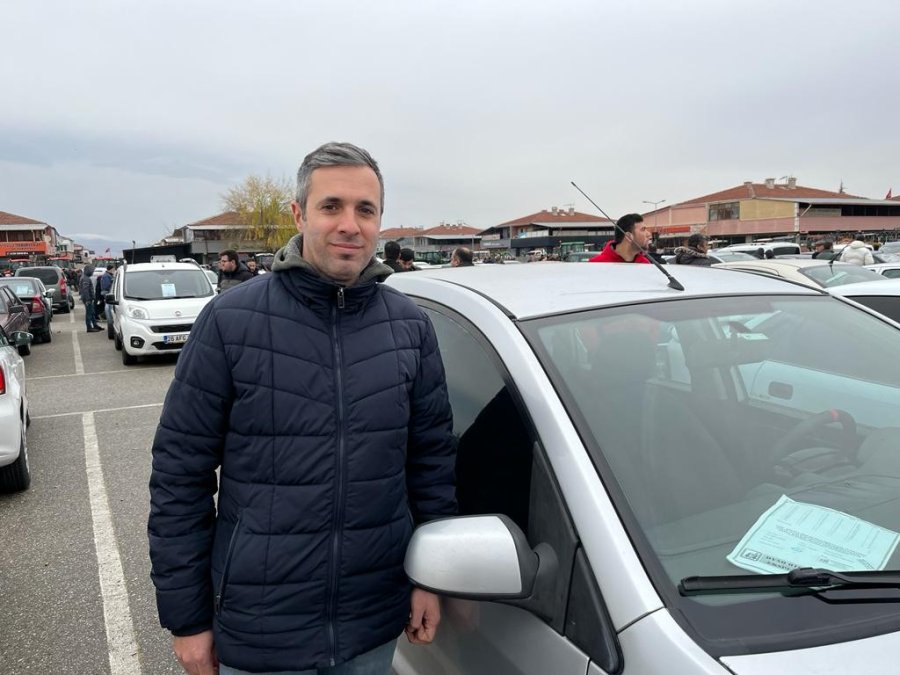 Asgari Ücret Zammı Öncesi Oto Pazarlarında Yoğunluk Yaşanıyor