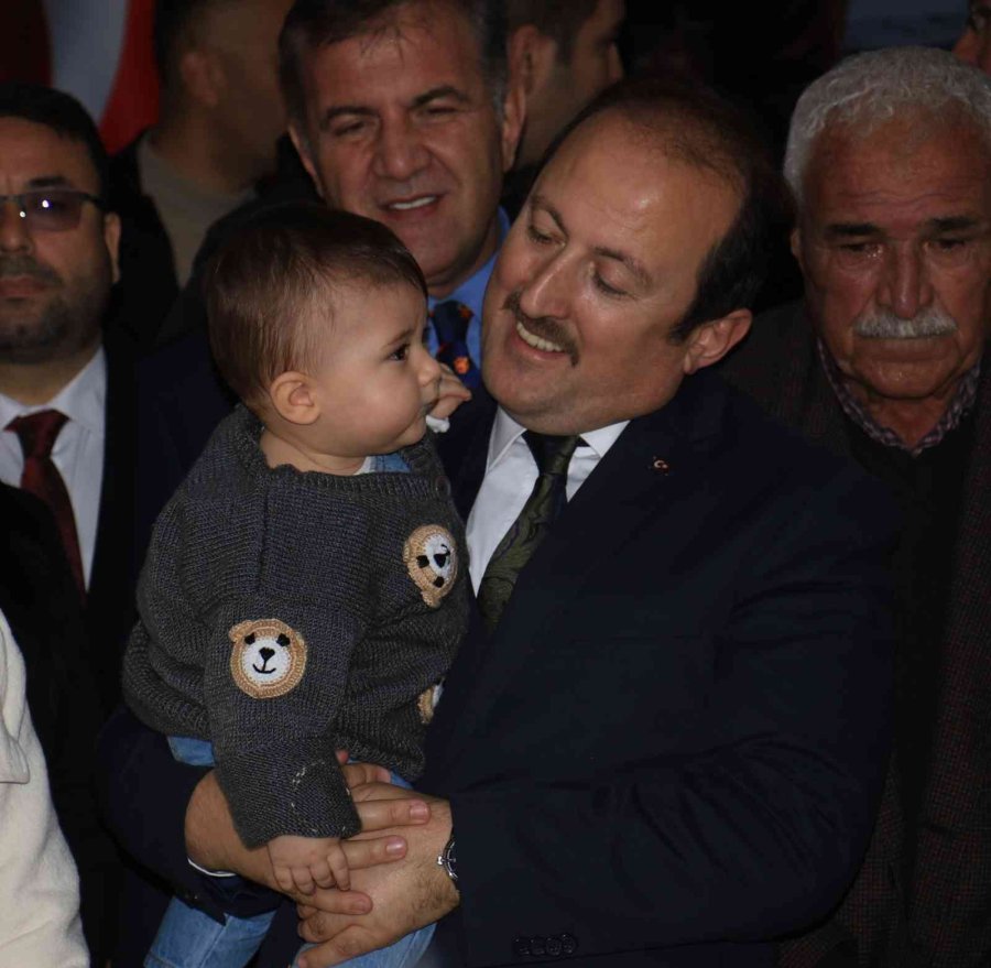 Şehit Annesi Eline Mikrofonu Aldı: "yerine Evladını Koydu, İntikamını Doya Doya Alacak"