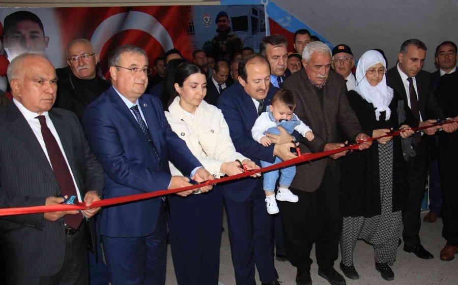 Şehit Annesi Eline Mikrofonu Aldı: "yerine Evladını Koydu, İntikamını Doya Doya Alacak"