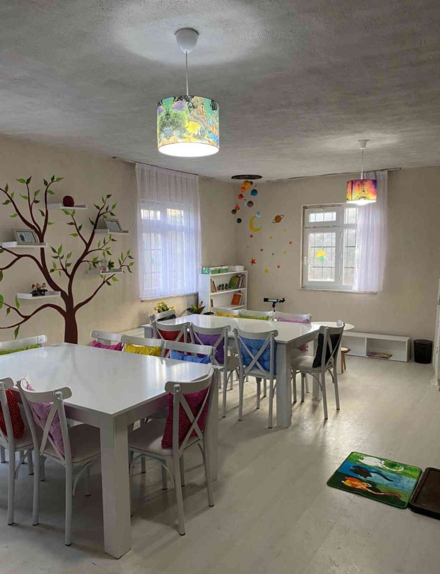 Gönüllü Toplumsal Hizmetler Kulübü’nden Bir Kütüphane Daha