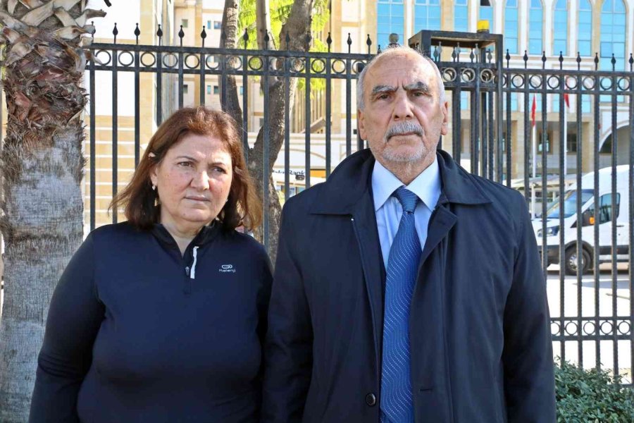 Antalya’da Ev Sahibi İle Kiracının Kavgası Güvenlik Kamerasına Yansıdı