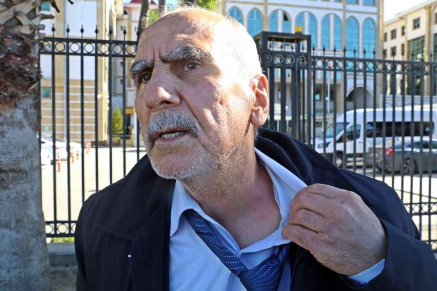 Antalya’da Ev Sahibi İle Kiracının Kavgası Güvenlik Kamerasına Yansıdı