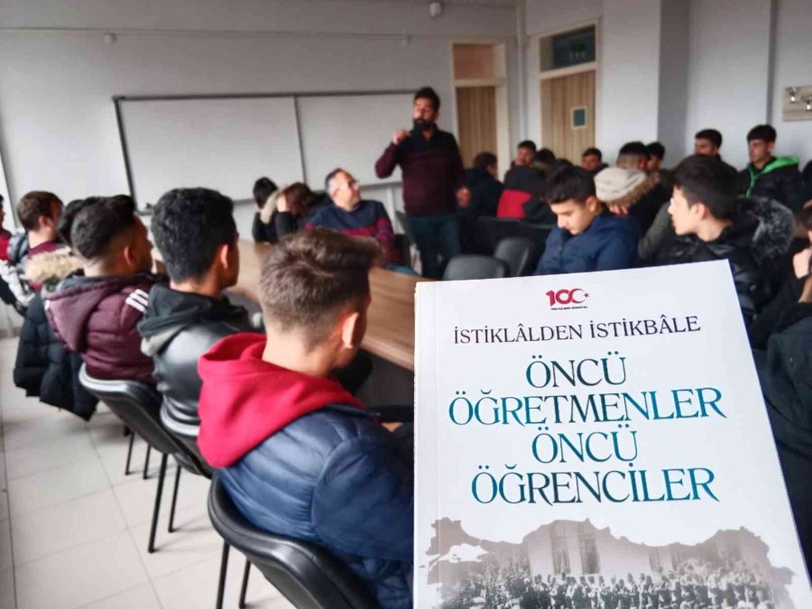 ‘bir Yazar Bin Okul’ Projesi Tomarza’da