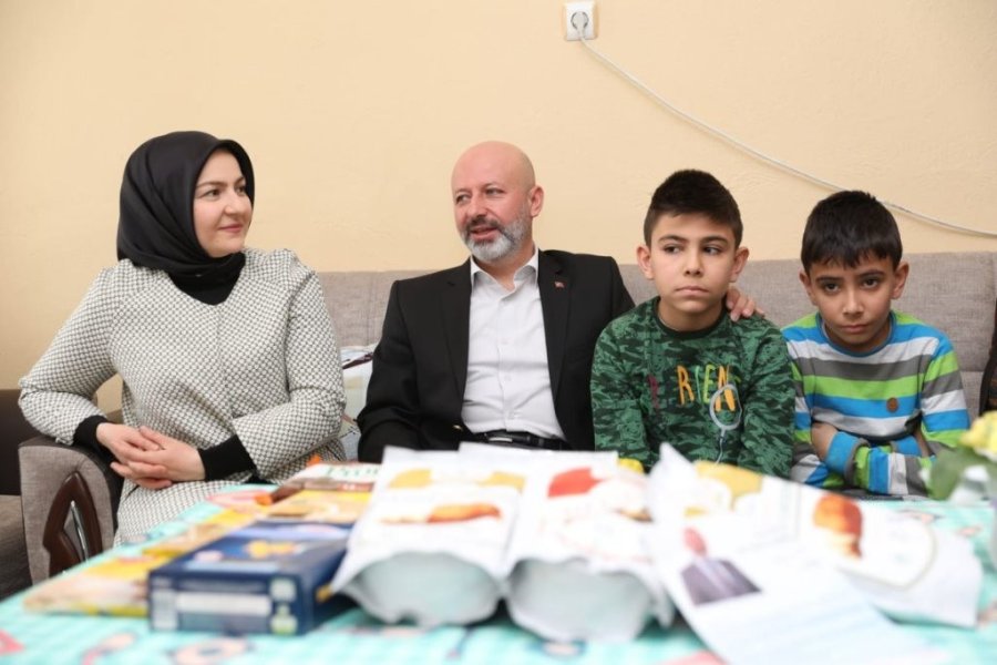 Kocasinan Belediyesi, Çölyaklılara 5 Yılda 4 Bin 675 Çölyak Paketi Dağıttı