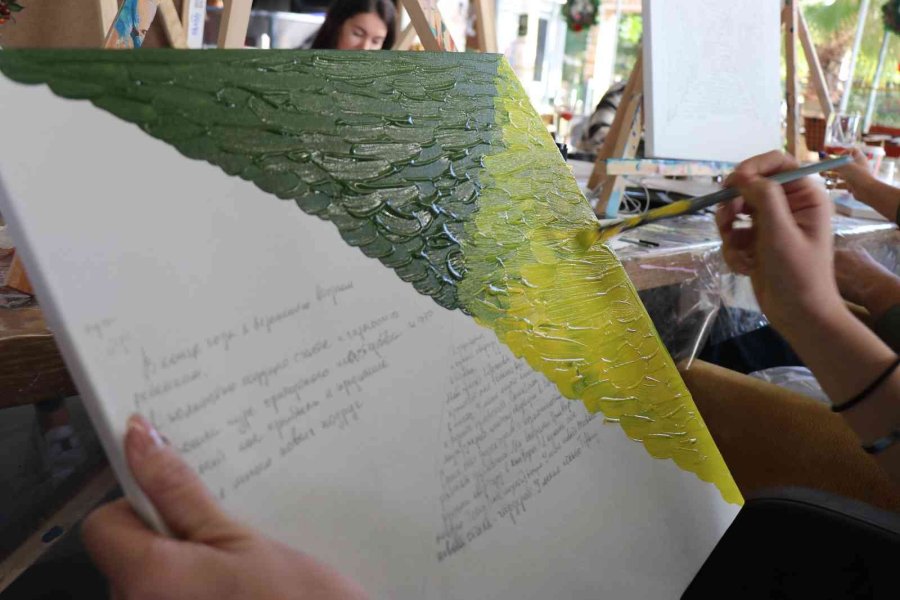 Resim Tutkusu Yerleşik Yabancı Kadınları Bir Araya Getirdi