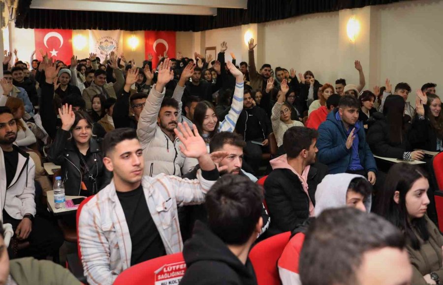 Rektör Kalan’dan Meslek Yüksekokulu Öğrencilerine Staj Sözü