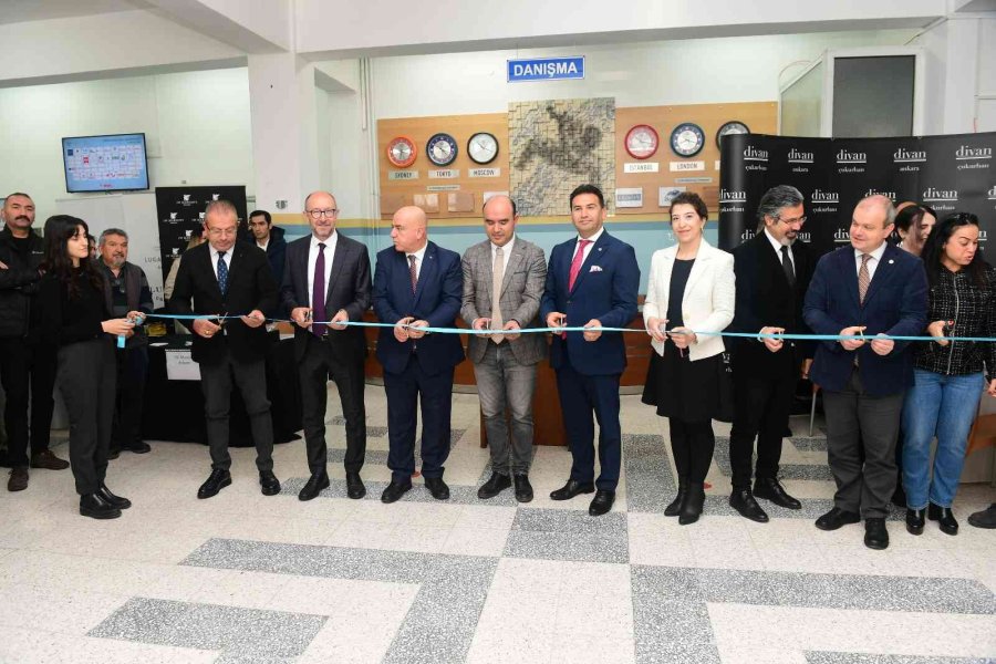 Turizm Fakültesi “4. Kariyer Günleri” İle Sektör Ve Öğrenciler Bir Araya Geldi