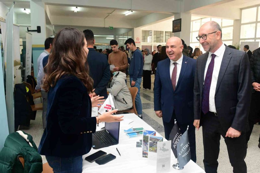 Turizm Fakültesi “4. Kariyer Günleri” İle Sektör Ve Öğrenciler Bir Araya Geldi
