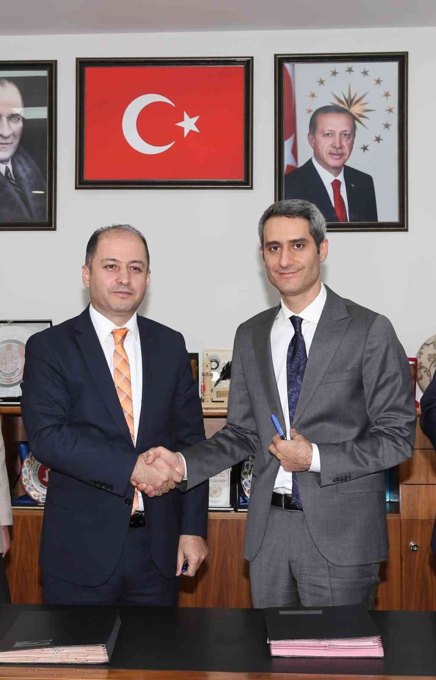 Sağlık Çalışanlarının Promosyonları Yarından İtibaren Yatmaya Başlayacak