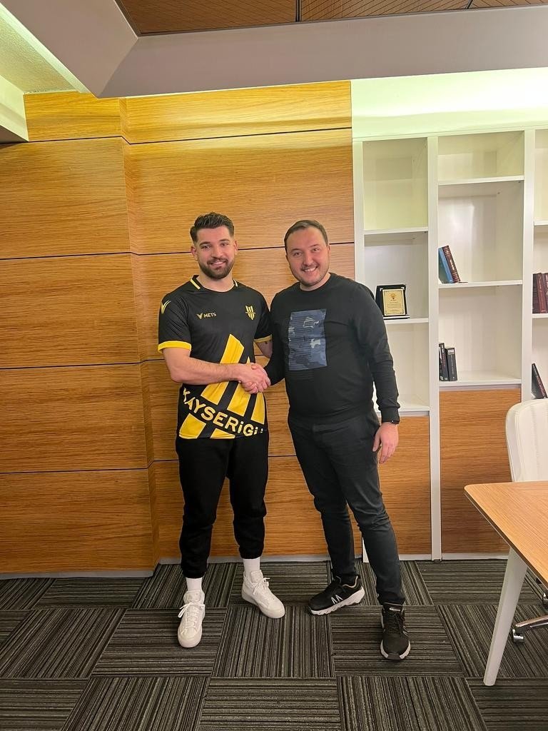 Kazım Çelik, Kayserigücü Fk’da