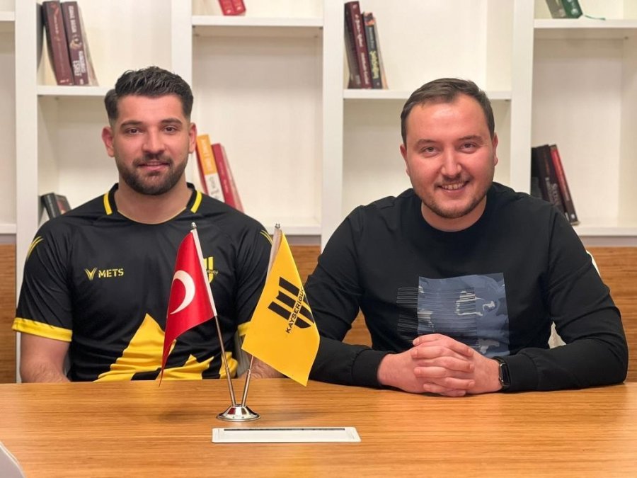 Kazım Çelik, Kayserigücü Fk’da