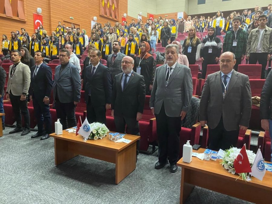 Kayü’de 7 Üniversite Öğrencisine ‘paramedik’ Anlatıldı