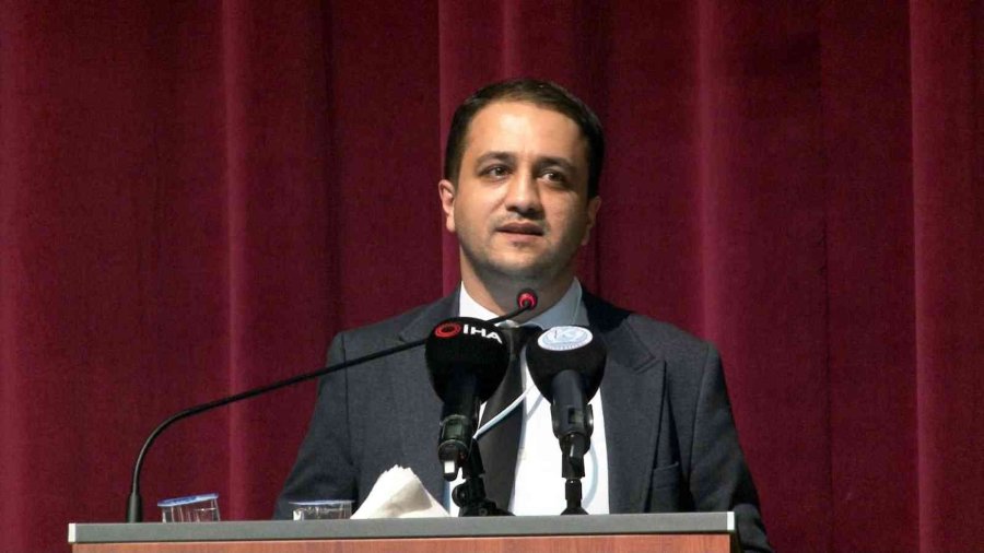 Kayü’de 7 Üniversite Öğrencisine ‘paramedik’ Anlatıldı