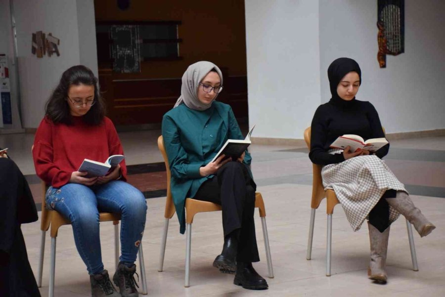 Genç Yeşilay Kulübünden Farkındalık Etkinliği