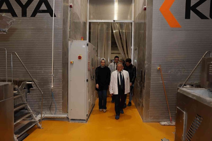 Başkan Büyükkılıç’tan Kent Ekmek Fabrikası’nda İnceleme