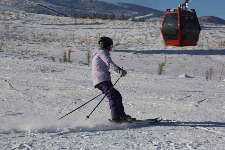 Kayak Sezonunu Açan Erciyes’e Davet