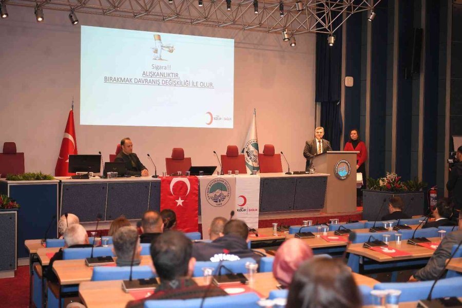 Büyükşehir Personeline Sigara Ve Baş Boyun Kanserleri Semineri