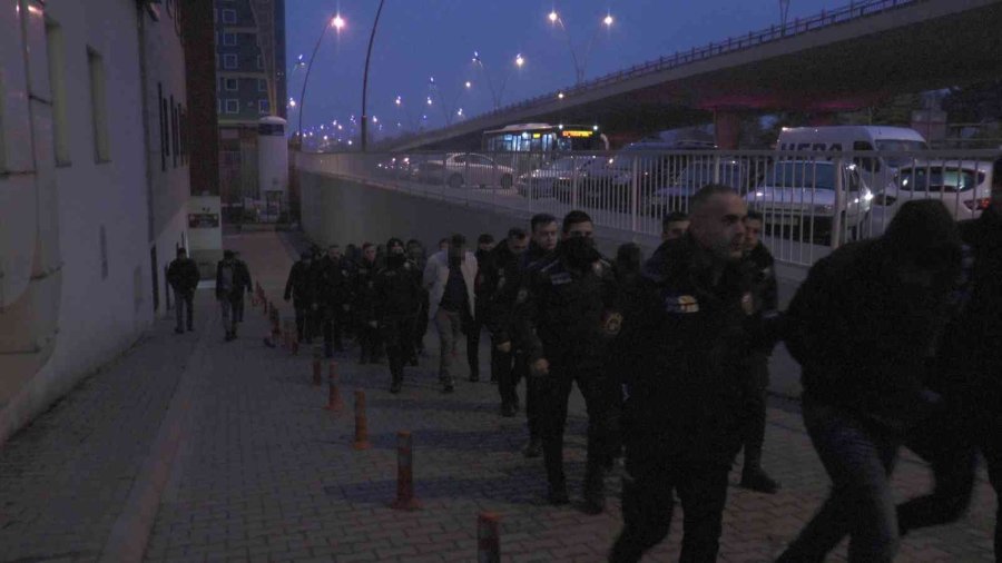 ’kökünü Kurutma Operasyonu’nda Yakalanan Zehir Tacirleri Adliyeye Sevk Edildi