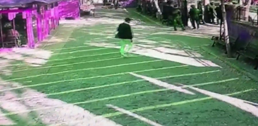 Araçlardan Hırsızlık Yaptı, İzini Kaybettirmek İçin Mezarlıktan Kaçtı