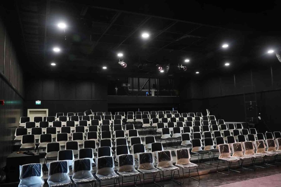 Büyükşehir’den Özel Tiyatrolara Büyük Destek “can Suyu Projesi”