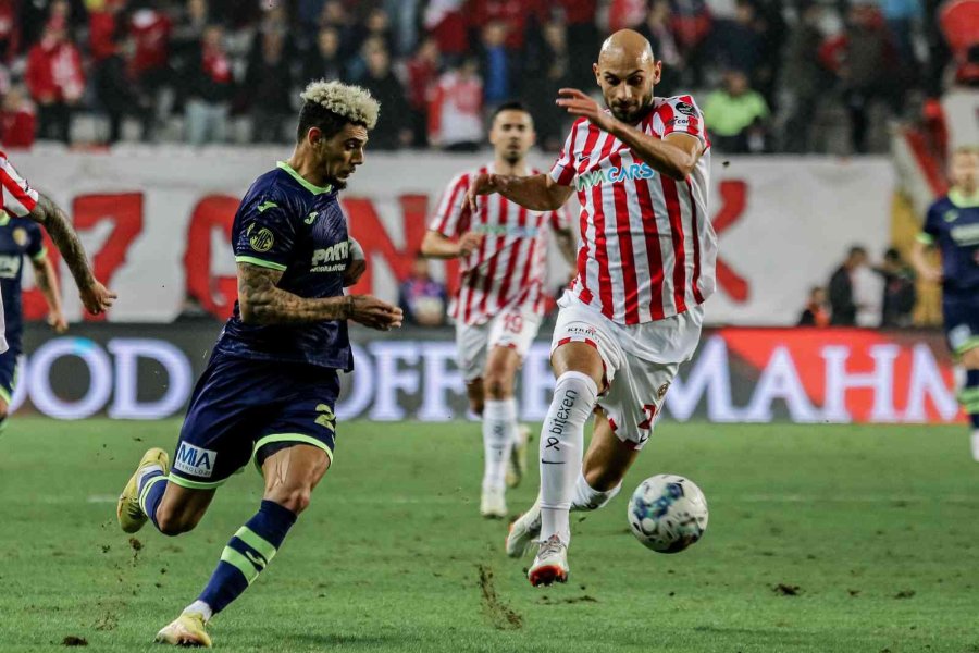 Spor Toto Süper Lig: Fta Antalyaspor: 0 - Mke Ankaragücü: 0 (ilk Yarı)