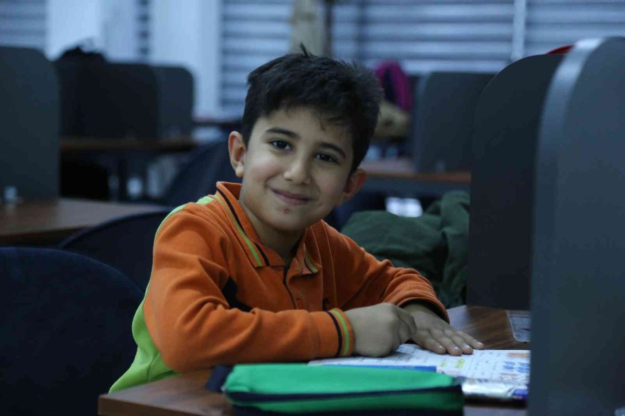 Büyükşehir Erkilet Kütüphanesi, Gençlerin Ve Çocukların İlgi Odağı Oldu