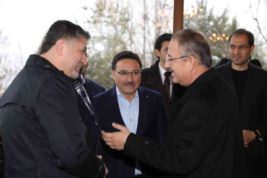 Uyuşturucuya Karşı Hayırsever Zirvesi