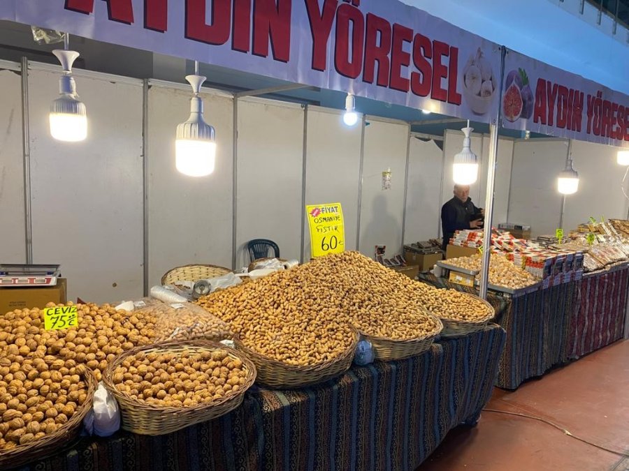 Yöresel Ürünler Günleri’nde Hediye Yağmuru