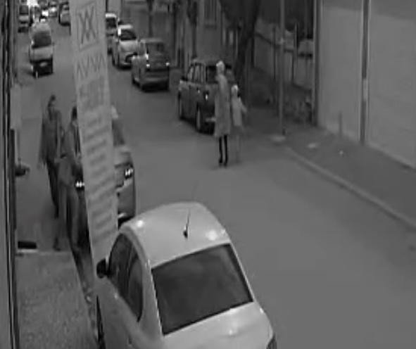 Göz Göre Göre Silahla Bacağından Vuruldu