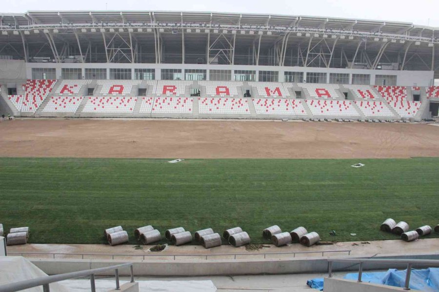 Karaman’ın 15 Bin Kişilik Stadyumunda Çim Serme Çalışması Başladı
