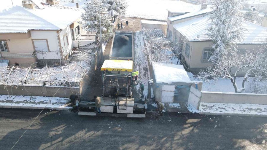Başkan Büyükkılıç, Develi’nin En Büyük Mahallesinin 30 Yıllık Altyapı Sorununu Çözdü