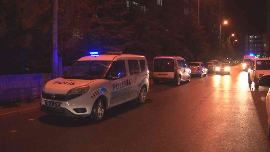 13. Kattan Düşen Kadın Hayatını Kaybetti