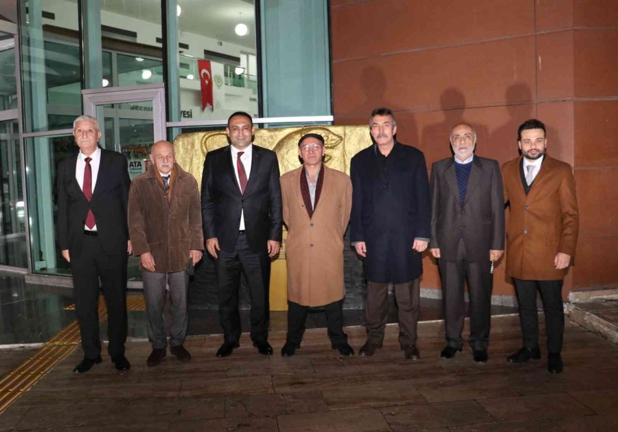 Çerkeslerden Başkan Yılmaz’a ’yılın En Başarılı Belediye Başkanı’ Ödülü