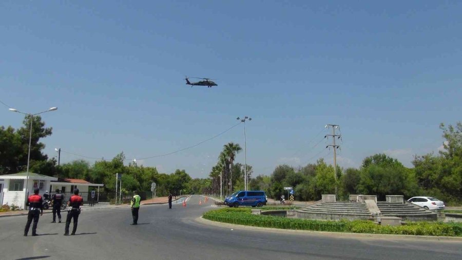 Antalya’da Kış Lastiği Başta Olmak Üzere Trafik Denetimleri Sıklaştırıldı