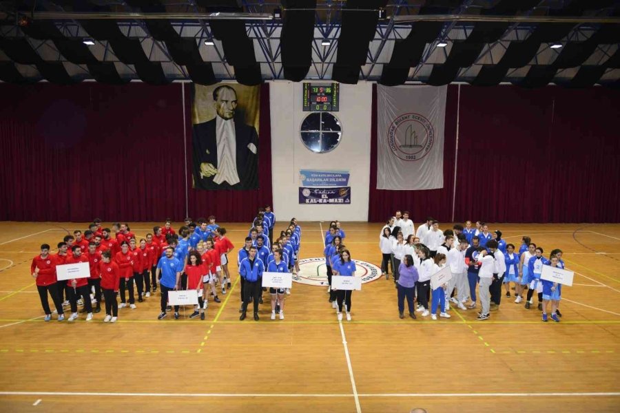 Anadolu Üniversitesi Basketbol Takımı Üst Tura Çıktı